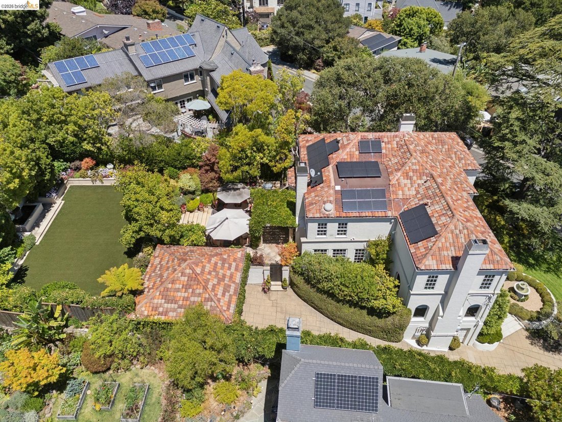House in Oakland, California, United States 5 - 18591395