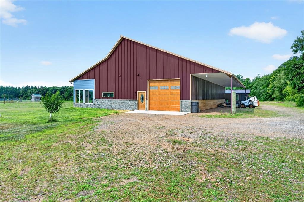 House in Spooner, Wisconsin, United States 4 - 18591506