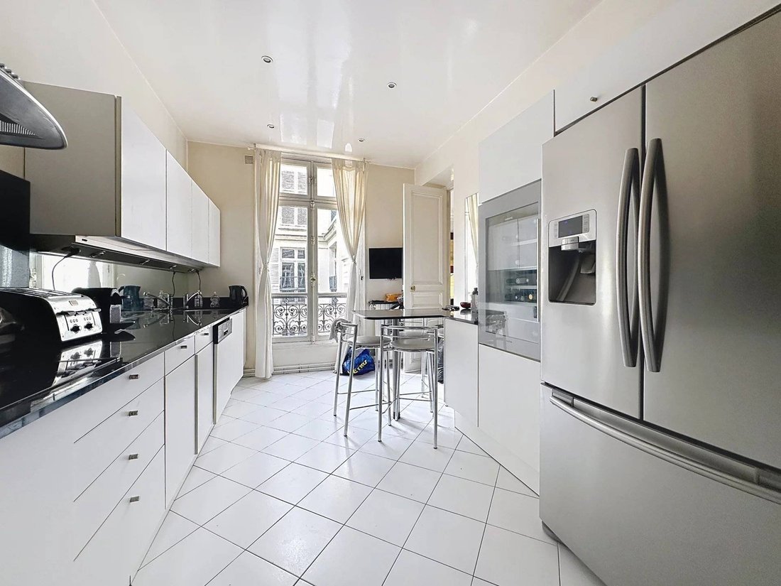 Apartment in Saint Philippe du Roule, Paris 8e Arrondissement, Paris 5 - 16469713
