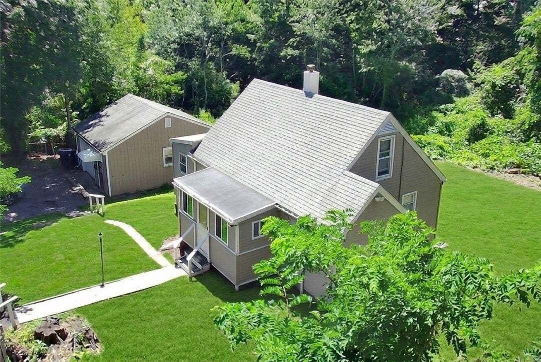 House in Cumberland, Rhode Island, United States 3 - 18590973