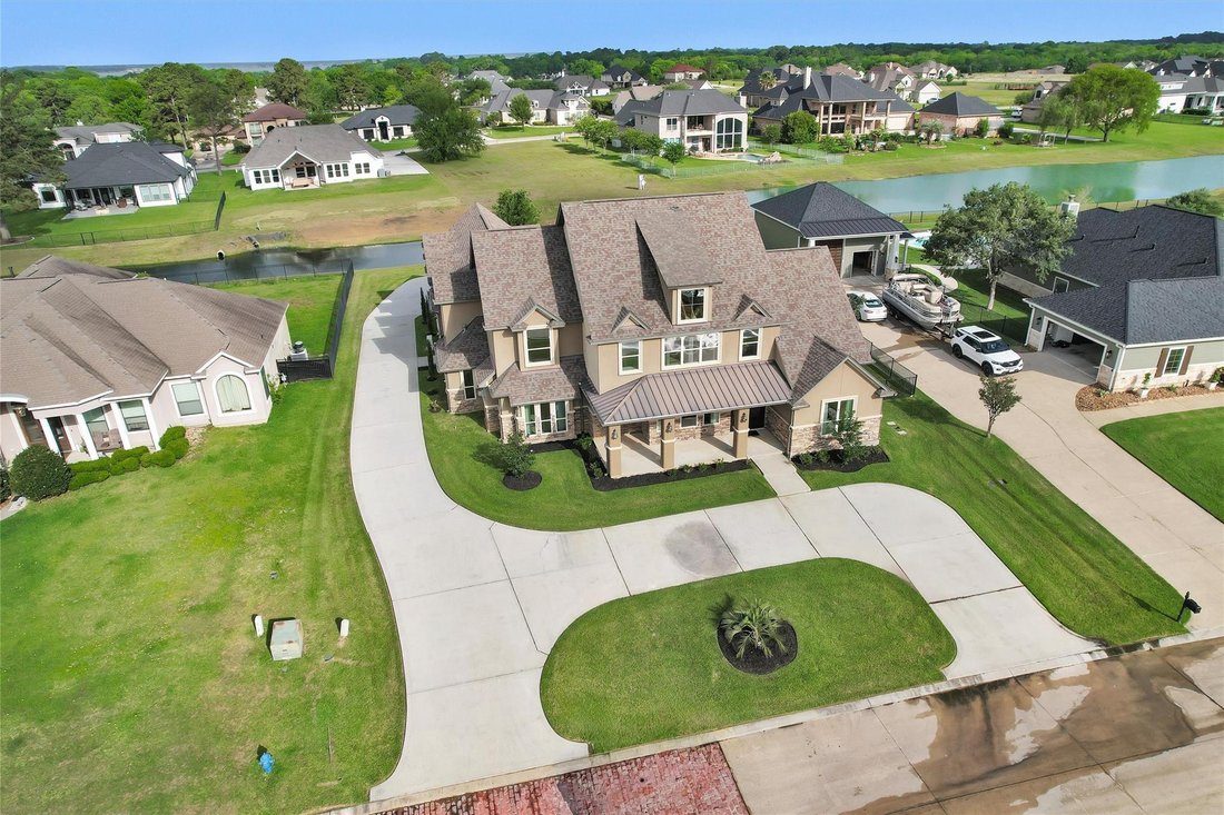 House in Willis, Texas, United States 3 - 18592688