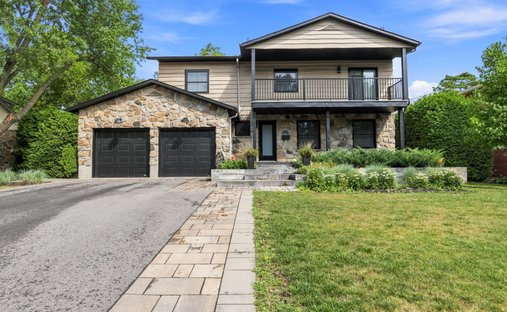 House in Rosemère, Quebec, Canada 1