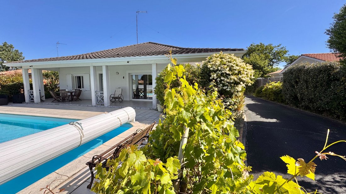 Villa in Nord Est, Andernos-les-Bains, France 3 - 18590556
