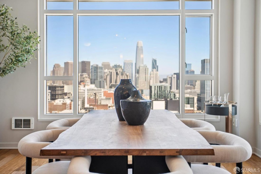 Condo in San Francisco, California, United States 4 - 18591388
