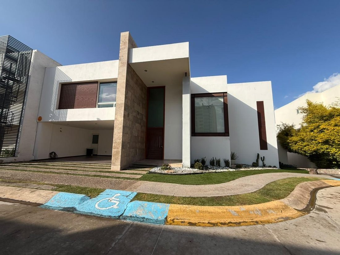 House in San Luis Potosí, San Luis Potosi, Mexico 2 - 18590009