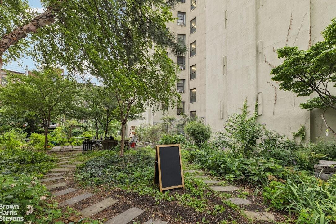 Co Op in New York, New York, United States 2 - 18589864