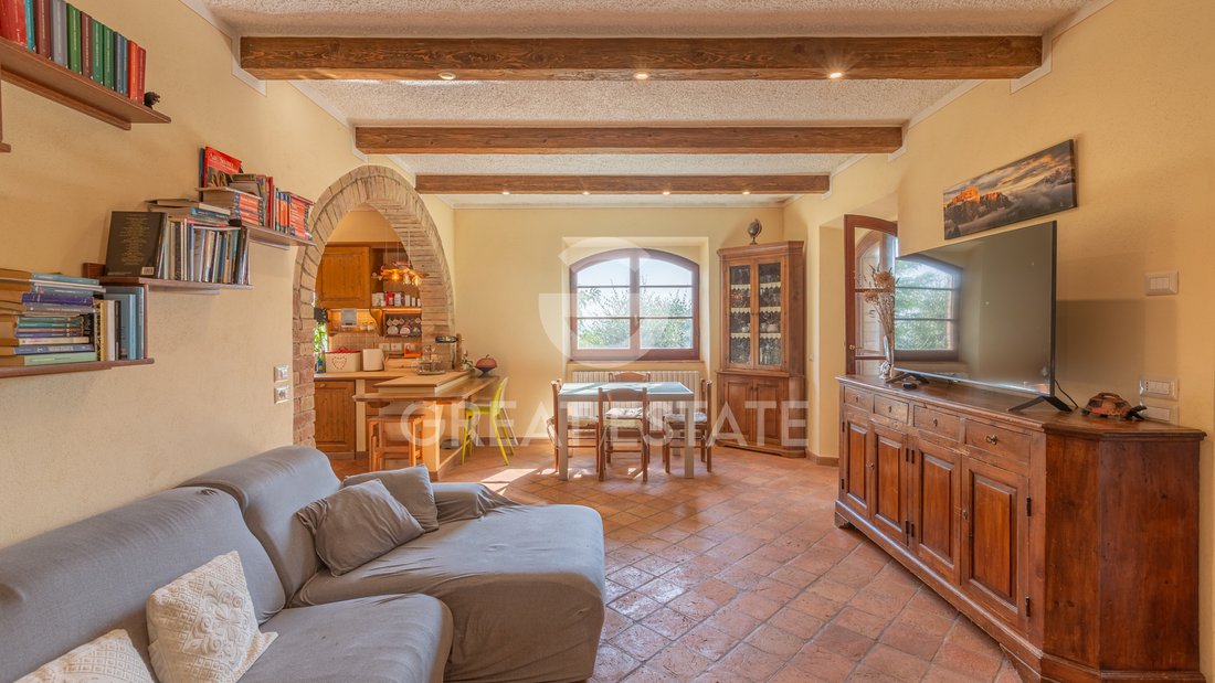 Estate in Sarteano, Tuscany, Italy 2 - 18591777