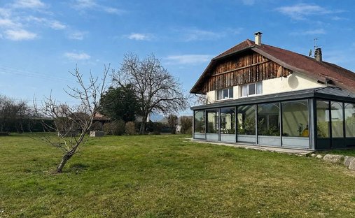 House in Montcel, Auvergne-Rhône-Alpes, France 1