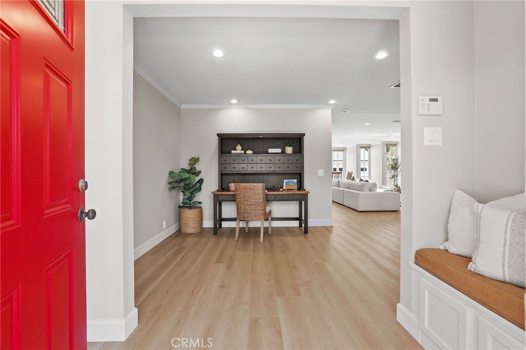 House in Signal Hill, California, United States 4 - 18346219