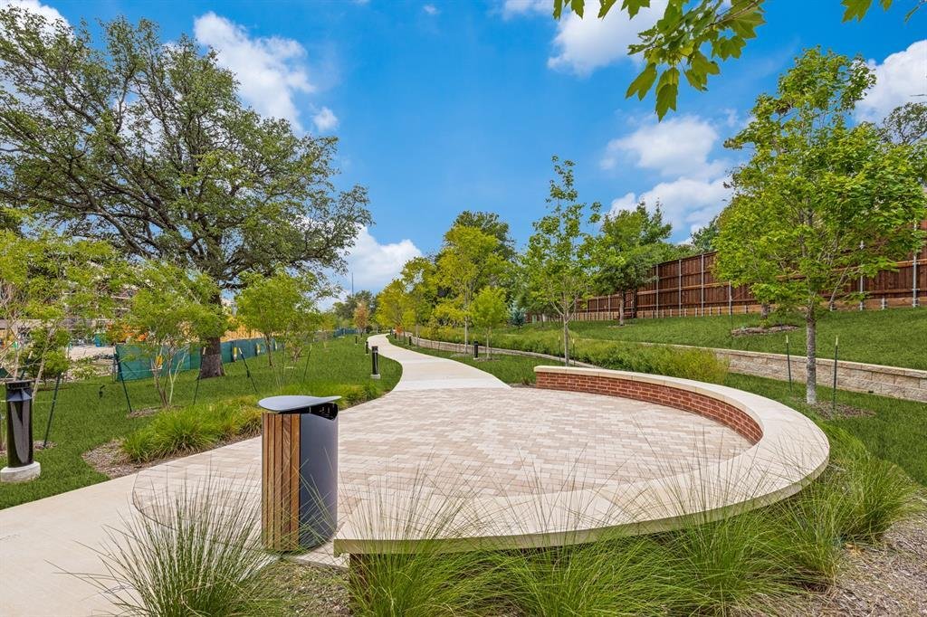 Townhouse in Addison, Texas, United States 5 - 18592763