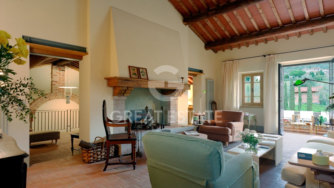 Estate in Castelfranco Piandisco, Tuscany, Italy 2 - 18591683