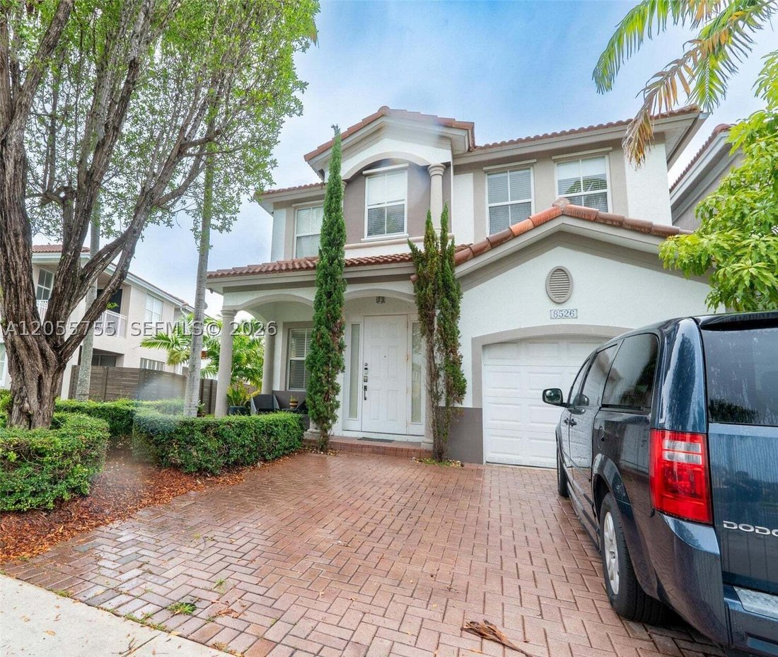 Townhouse in Doral, Florida, United States 1 - 18591702