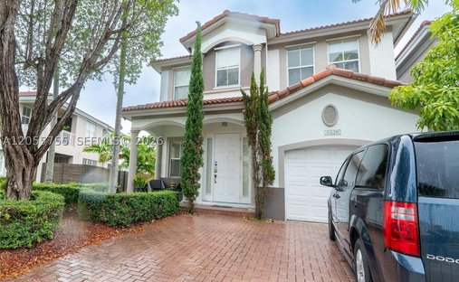 Townhouse in Doral, Florida, United States 1