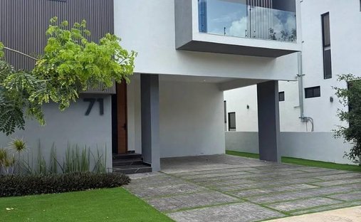 Townhouse in Yucatán Country Club, Yucatan, Mexico 1