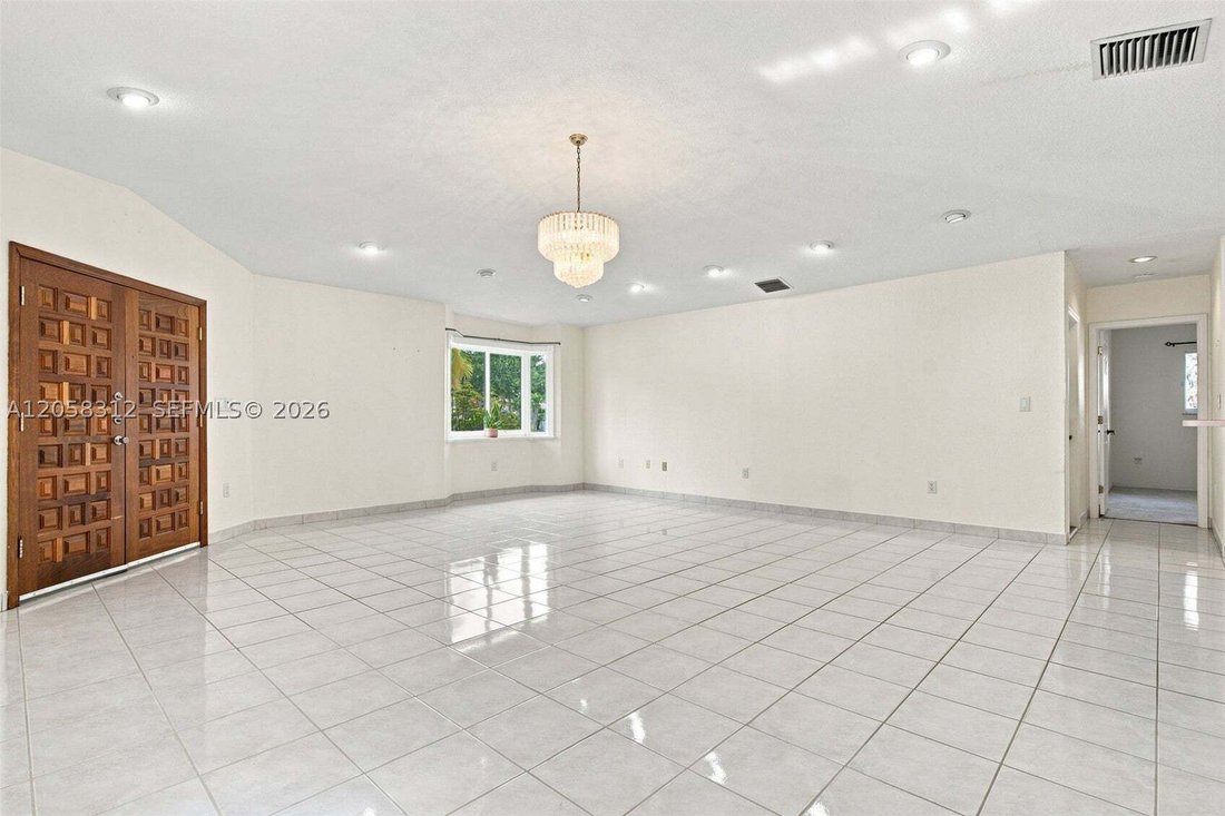 House in Miami Springs, Florida, United States 5 - 18591561
