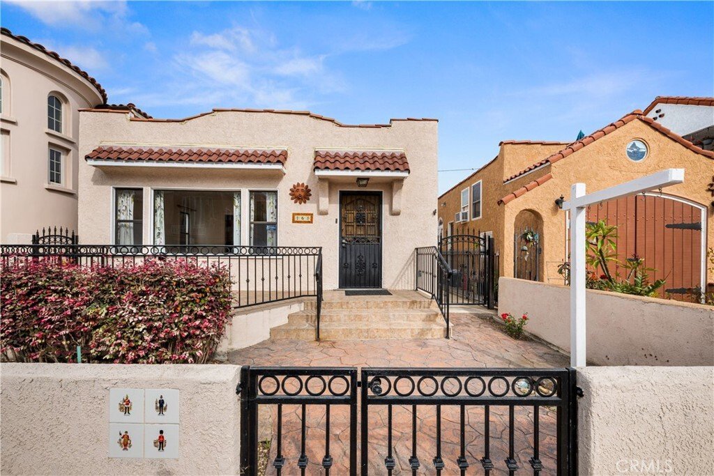 House in Signal Hill, California, United States 1 - 18452607