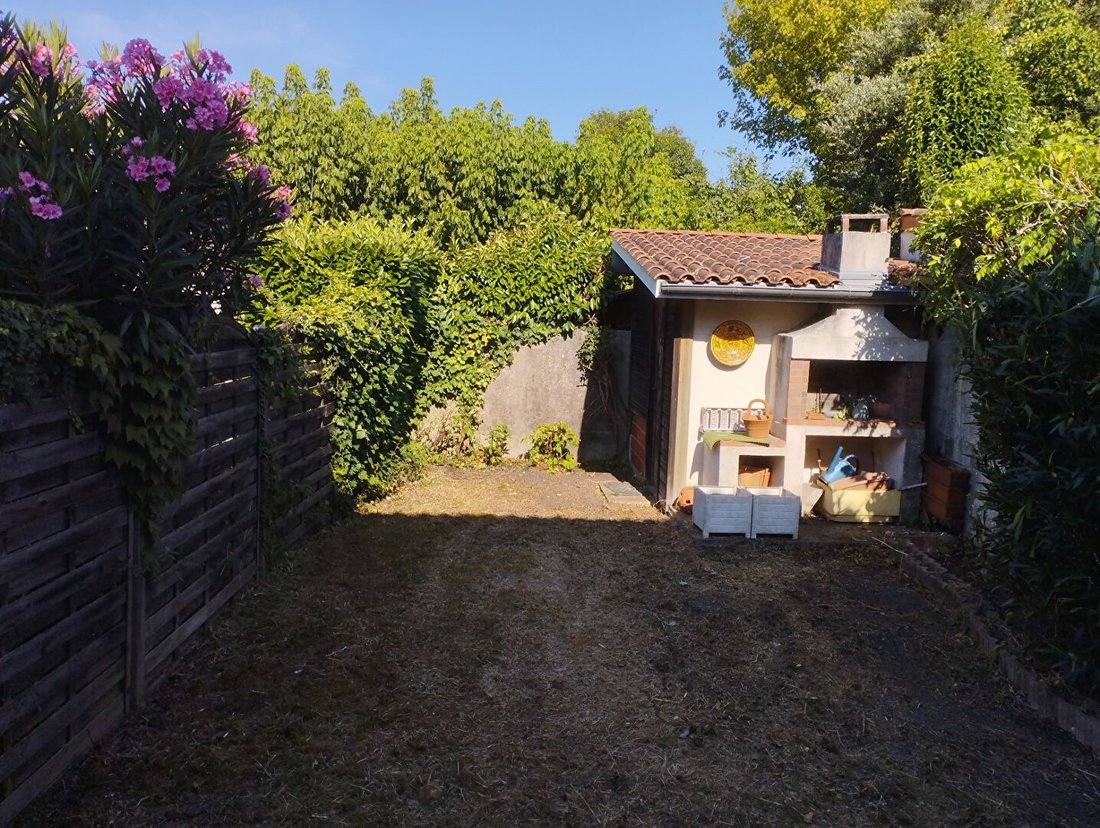 Villa in Le Lac-Bacalan, Bordeaux, France 2 - 18275611