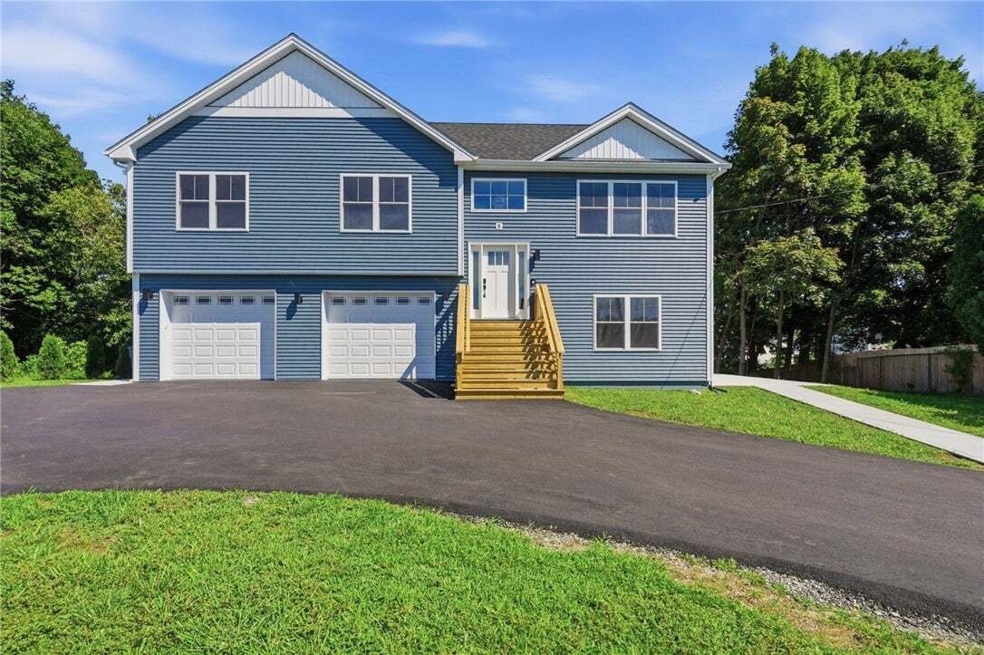 House in West Warwick, Rhode Island, United States 1 - 18590968