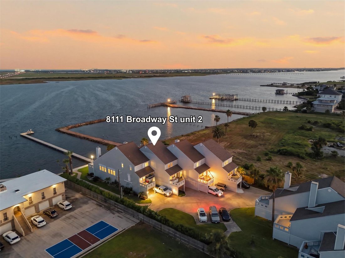 Townhouse in Galveston, Texas, United States 1 - 18592634
