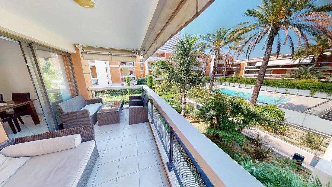 Apartamento en Bouches du Loup, Villeneuve-Loubet, Francia 1 - 18590452