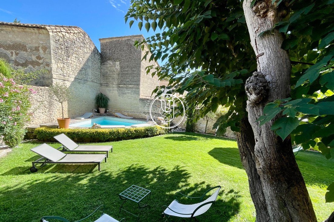 Villa in Uzès, Occitania, France 3 - 18590246