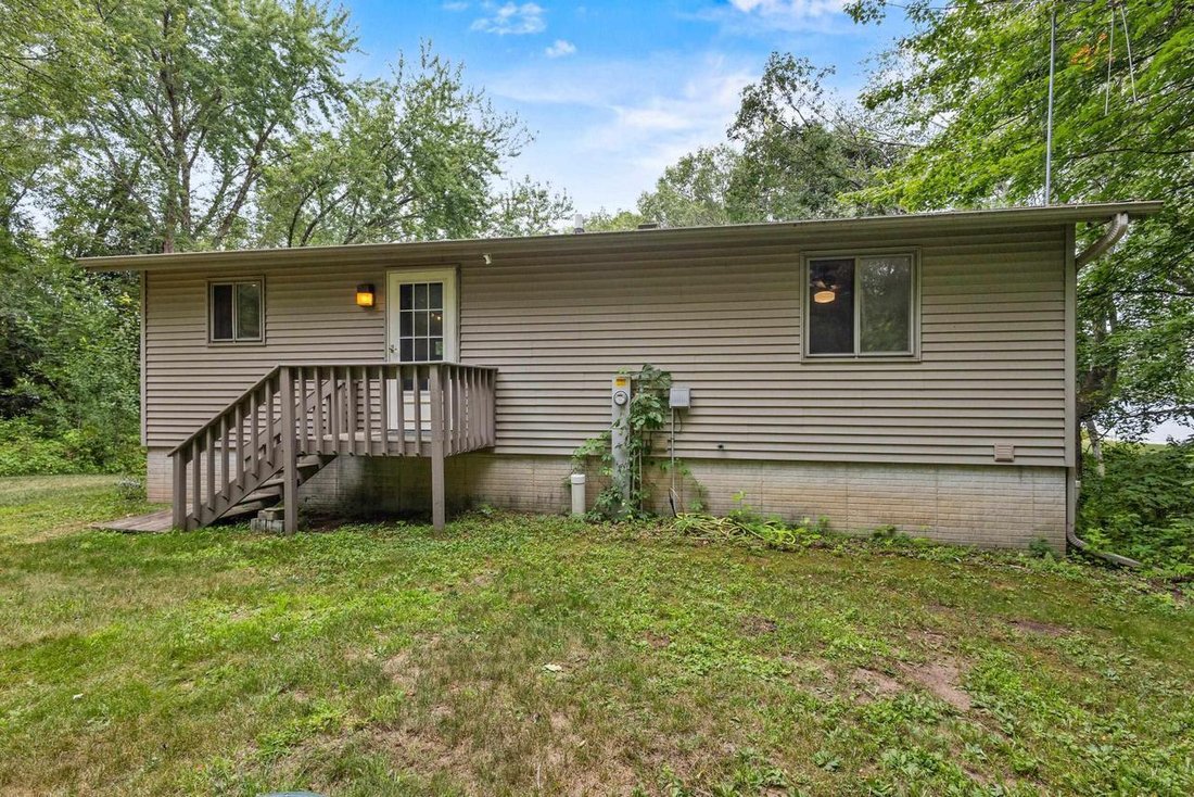 House in Legend Lake, Wisconsin, United States 4 - 18591524