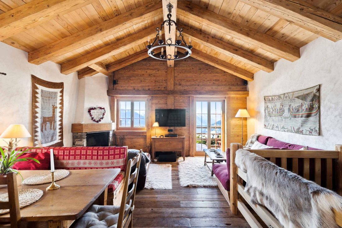Chalet in Bagnes, Valais, Switzerland 2 - 18589204