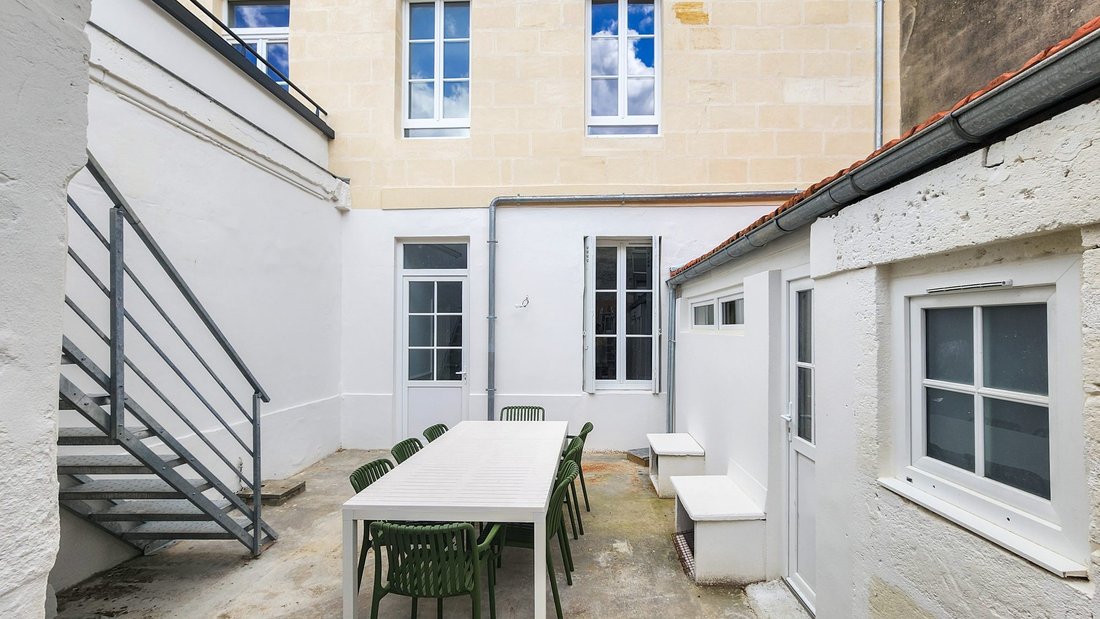 House in Saint Jean-Belcier-Carle Vernet-Albert 1er, Bordeaux, France 1 - 18593869
