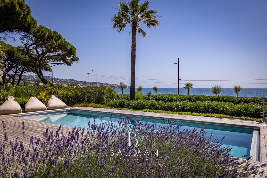 Villa in Ville-Les Saquedes-Le Bouillonnet, Sainte-Maxime, France 1 - 18254109