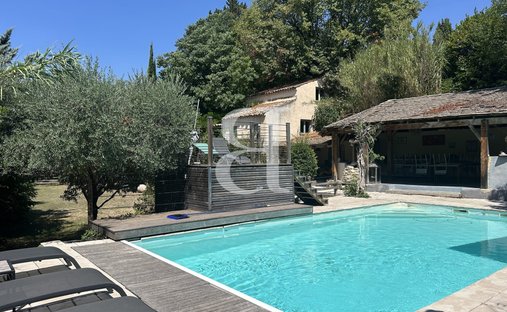 Country House in Mirabel-aux-Baronnies, Auvergne-Rhône-Alpes, France 1