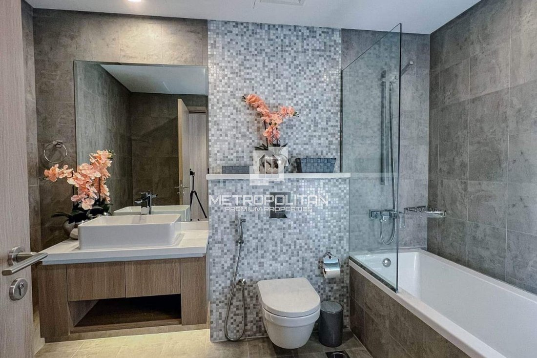 Apartment in Dubai Marina / Marsa Dubai, Dubai, United Arab Emirates 3 - 18590495