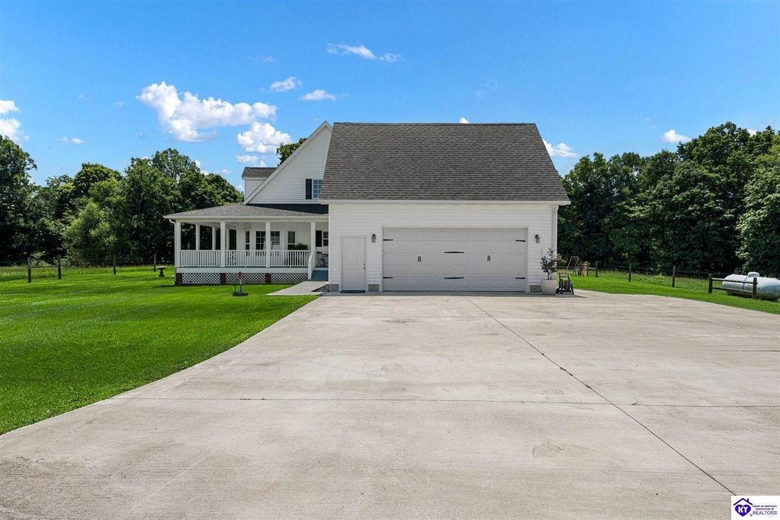Farm Ranch in Cecilia, Kentucky, United States 4 - 18591618