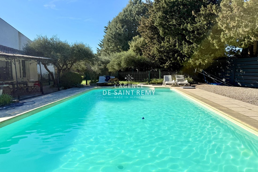 Villa in Uzès, Occitania, France 2 - 18590234