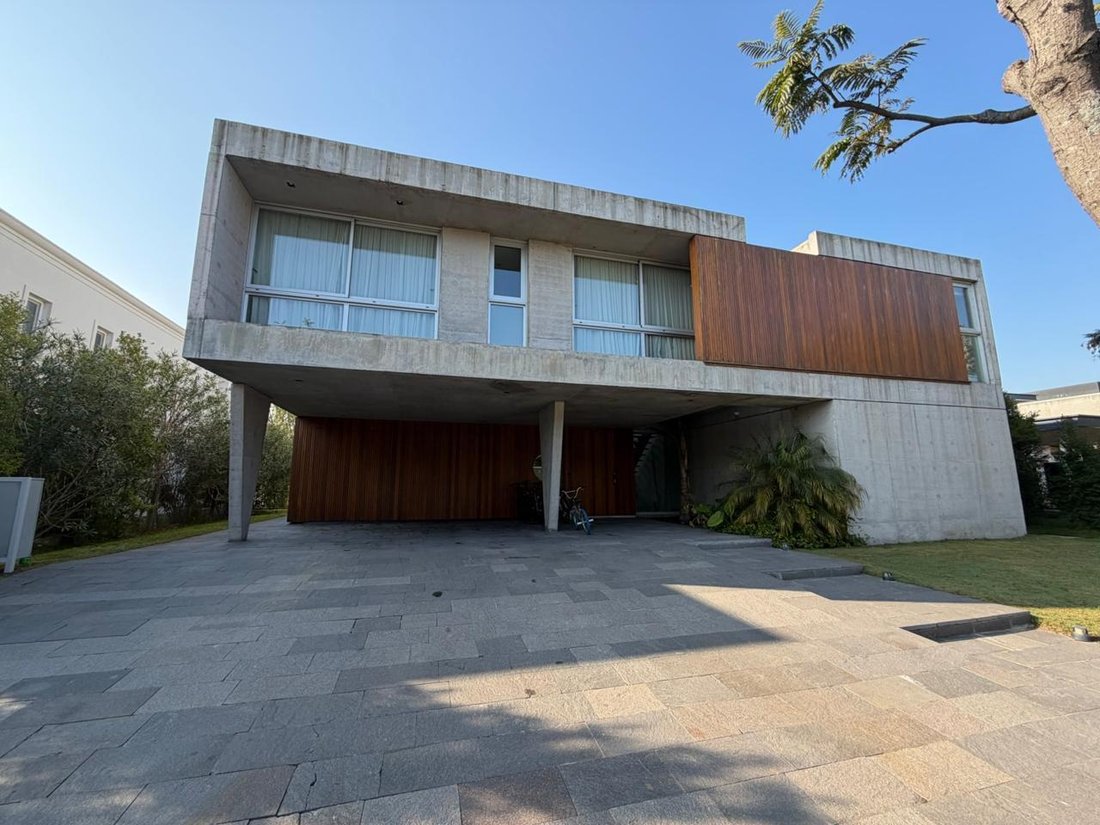 House in Rincón de Milberg, Buenos Aires Province, Argentina 1 - 18590382