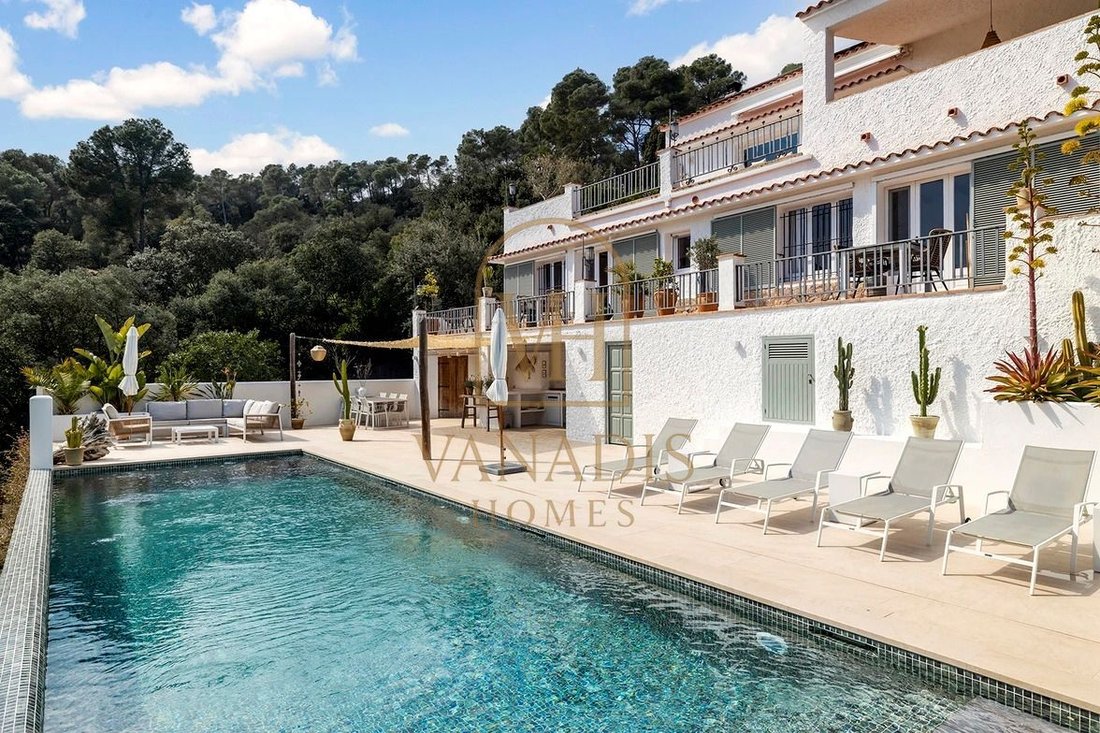Villa in Mont-ras, Catalonia, Spain 4 - 18593053