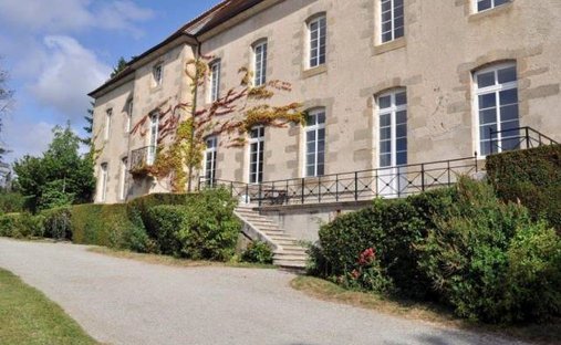 Casa en Aubusson, Nueva Aquitania, Francia 1