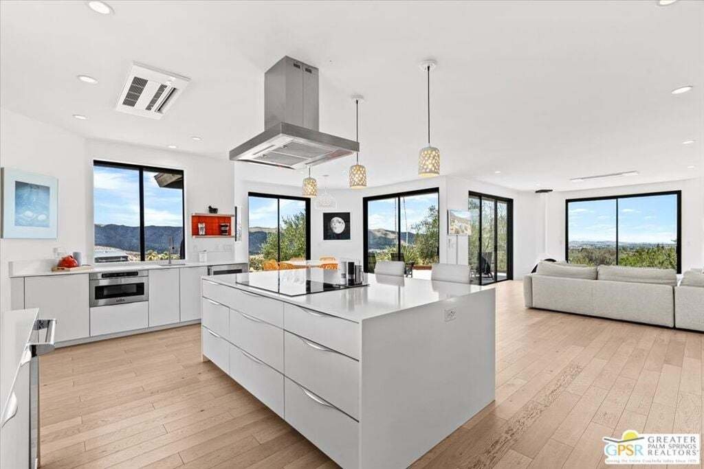 House in Yucca Valley, California, United States 3 - 18364921