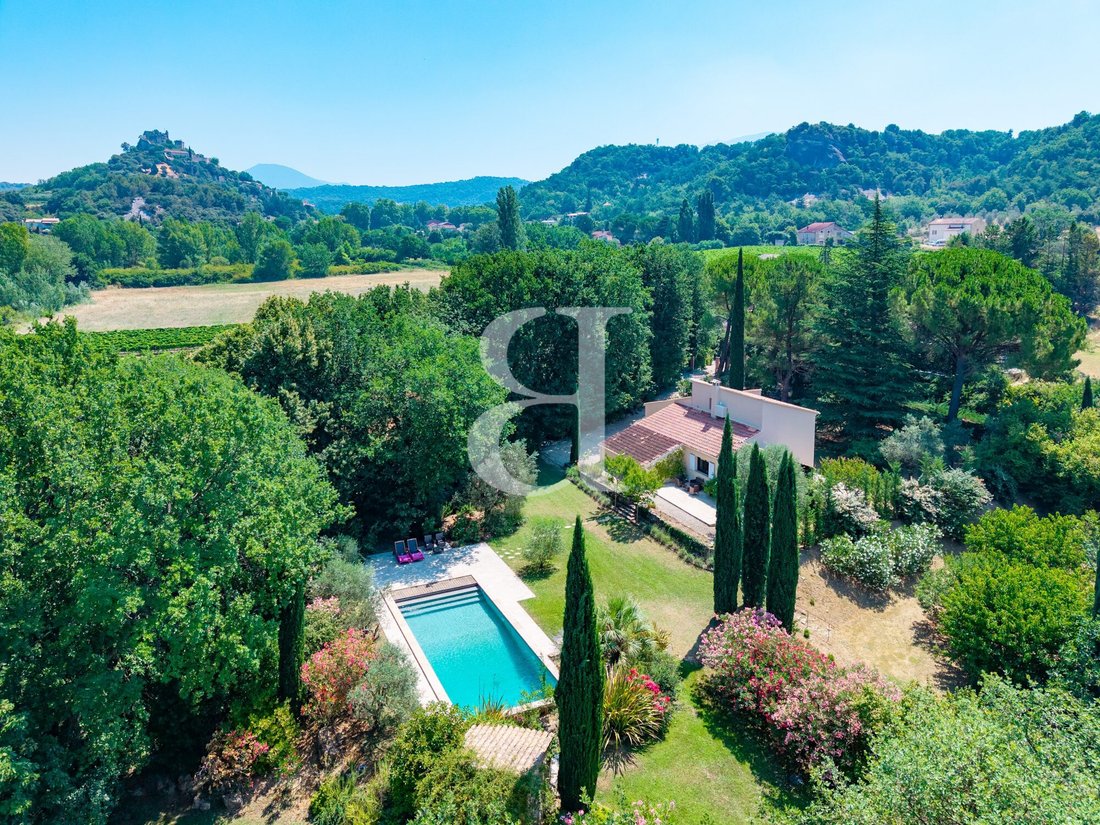 Villa in Entrechaux, Provence-Alpes-Côte d'Azur, France 5 - 18593934