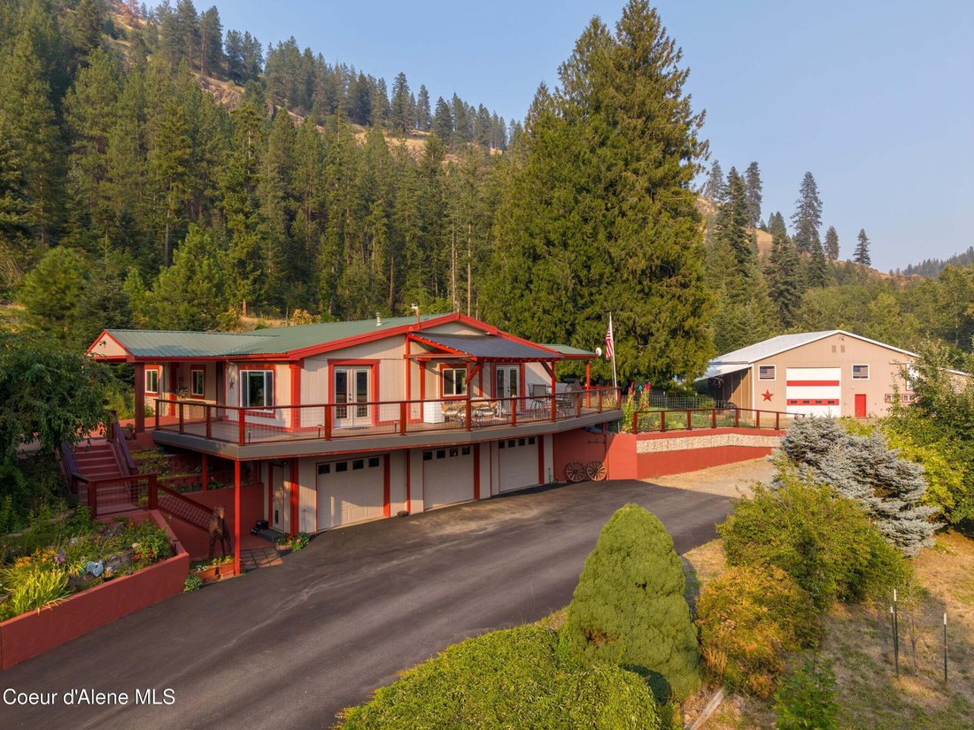 St. Maries, Idaho, United States 2 - 18590918