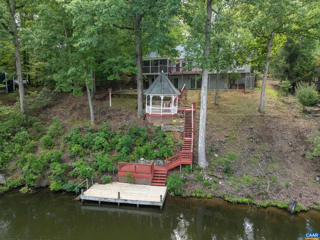 House in Lake Monticello, Virginia, United States 3 - 18588972