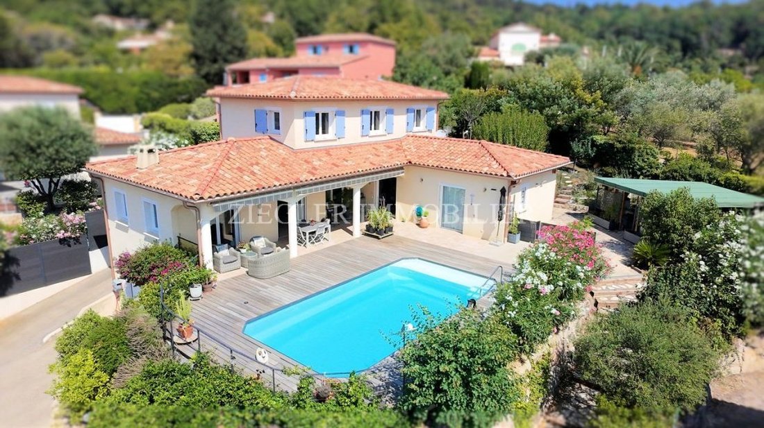 Villa in Cabris, Provence-Alpes-Côte d'Azur, France 1 - 18589640