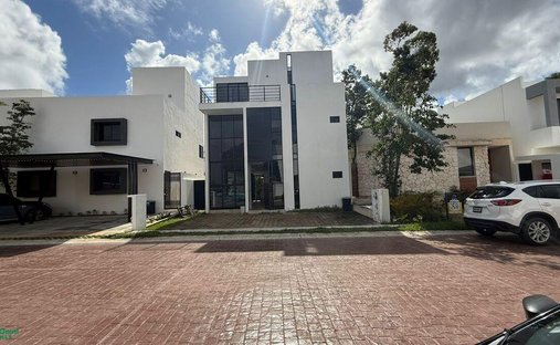 House in Cancún, Quintana Roo, Mexico 1