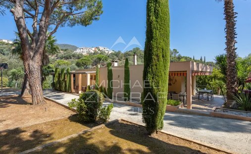 Villa in Les Termes, Mandelieu-la-Napoule, Frankreich 1