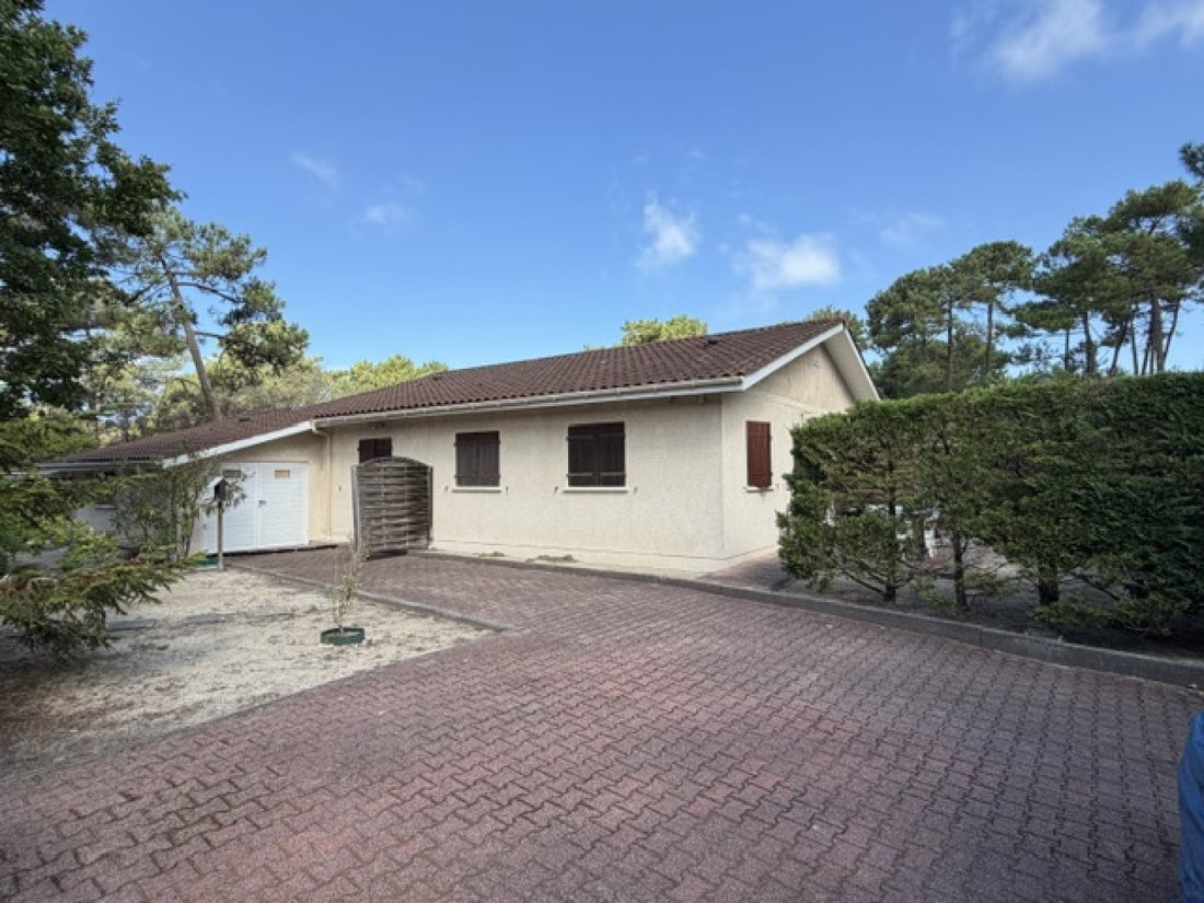 House in Lacanau, Nouvelle-Aquitaine, France 2 - 18459213