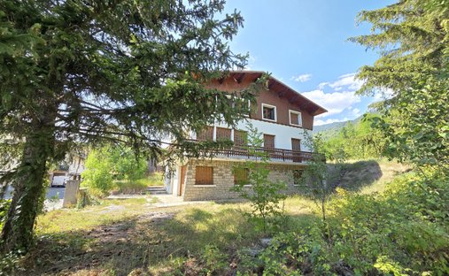 House in Saint-Chaffrey, Provence-Alpes-Côte d'Azur, France 1
