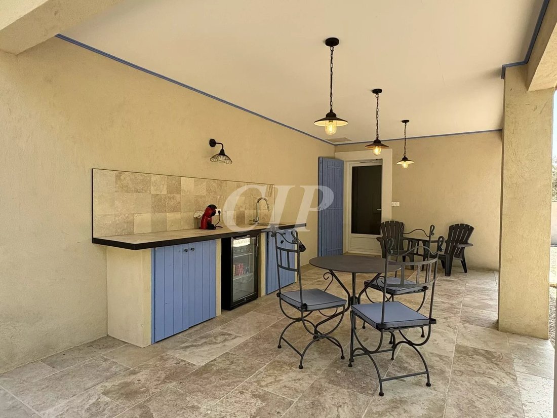 Villa in Aureille, Provence-Alpes-Côte d'Azur, France 4 - 18559800