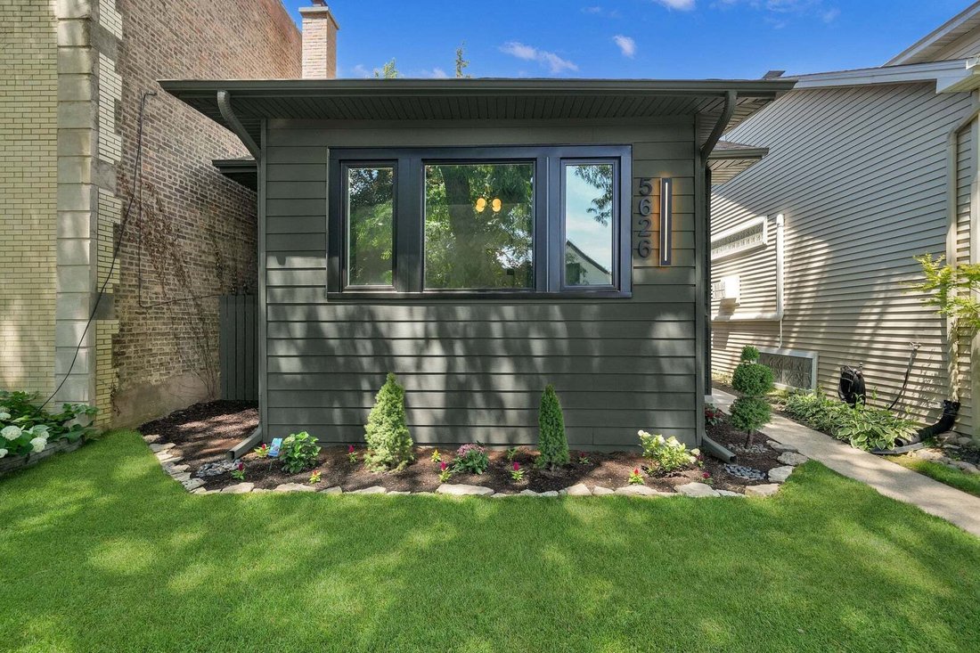 House in Chicago, Illinois, United States 2 - 18592431
