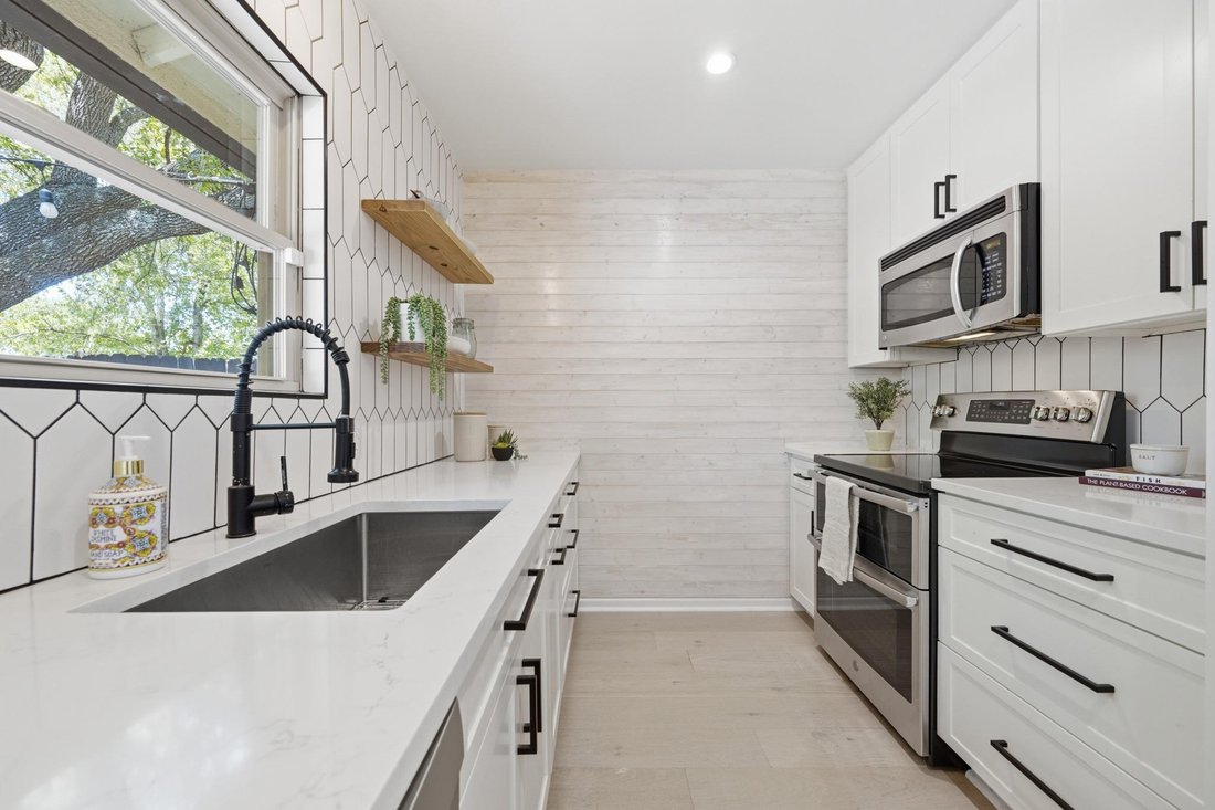 House in Austin, Texas, United States 4 - 18592249