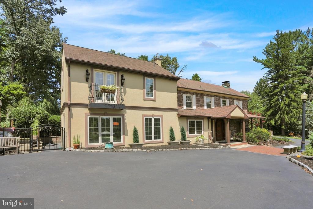 House in Reading, Pennsylvania, United States 4 - 18589332