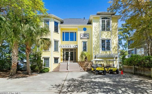 House in Emerald Isle, North Carolina, United States 1